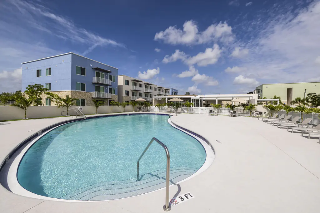 Edificio de apartamentos Amelia Apartments en Kendall, Miami