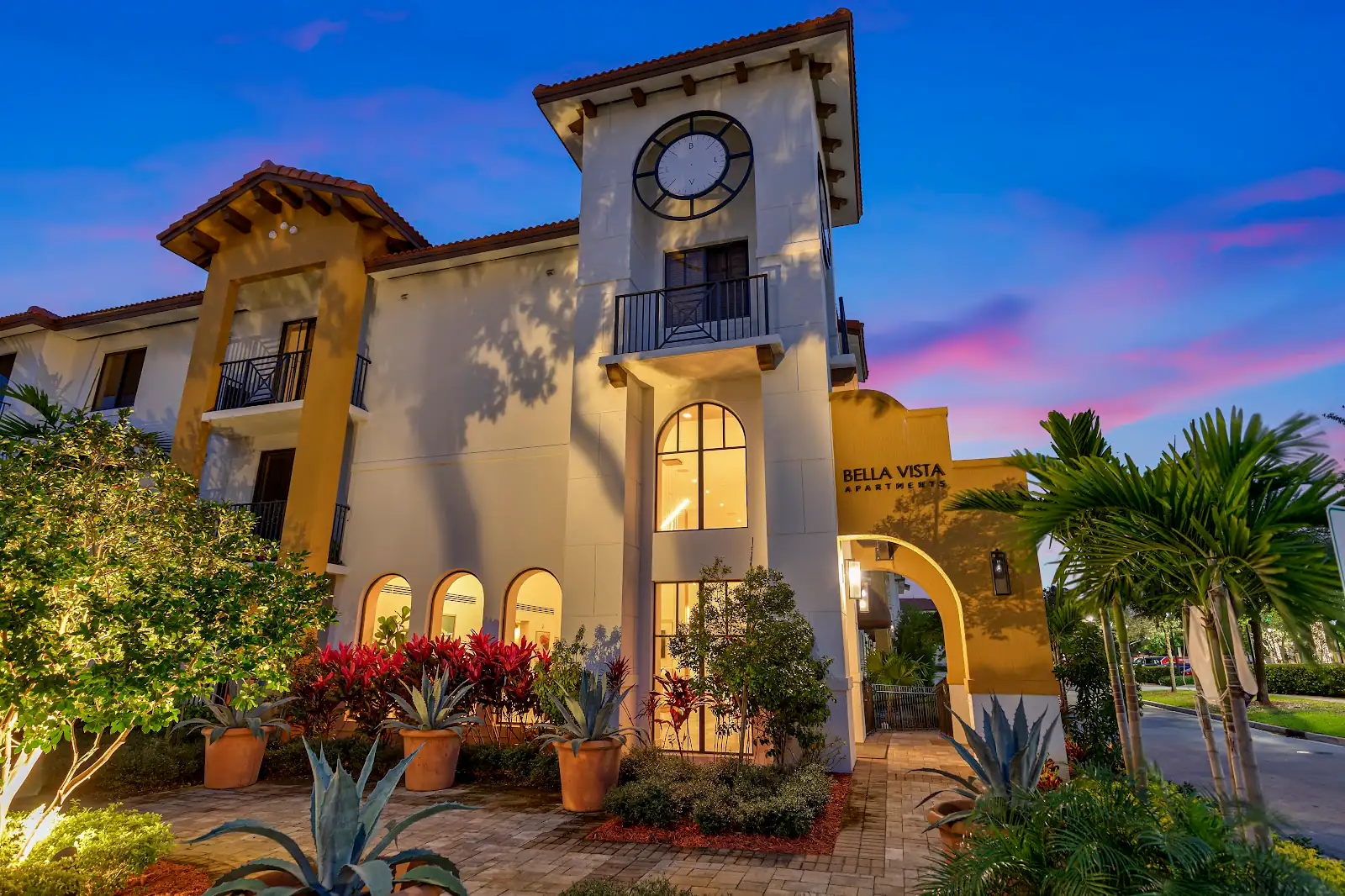 Edificio de apartamentos Bella Vista en Lauderdale Lakes