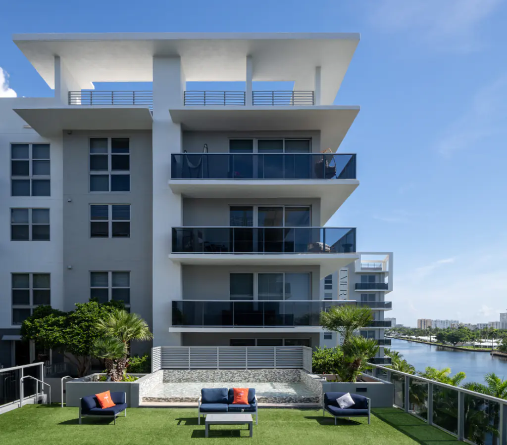 Edificio de apartamentos Emera Port Royale en Fort Lauderdale