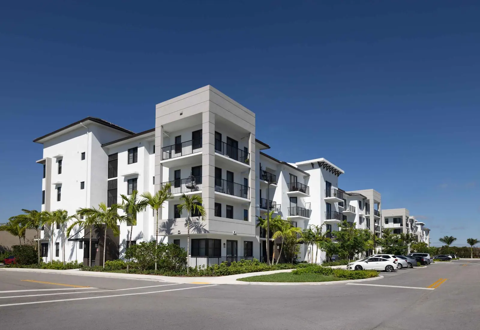 Edificio de apartamentos Epic Residences en Miramar