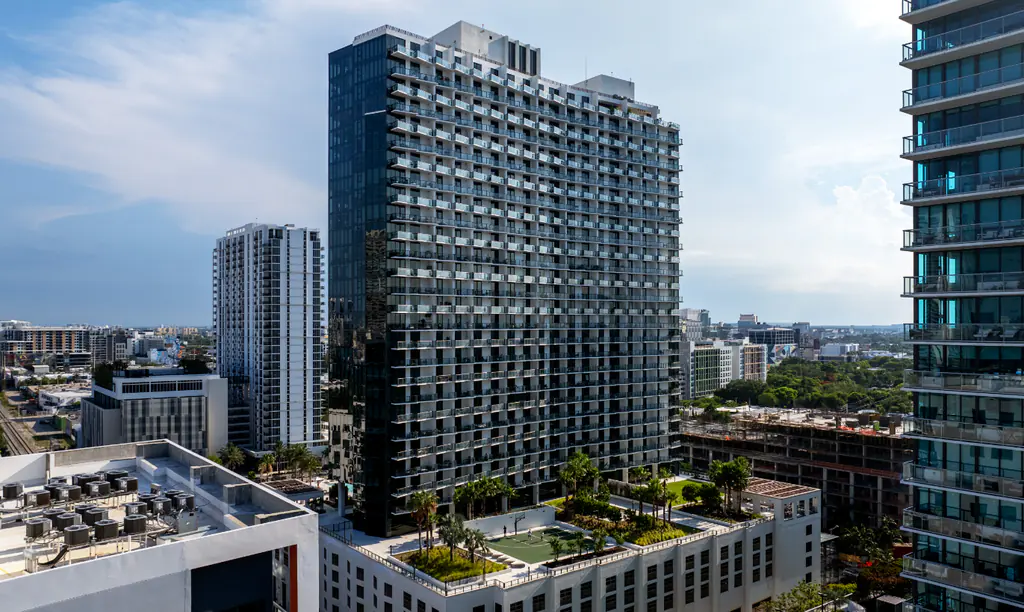 Edificio de apartamentos Gio Midtown en Midtown/Wynwood, Miami