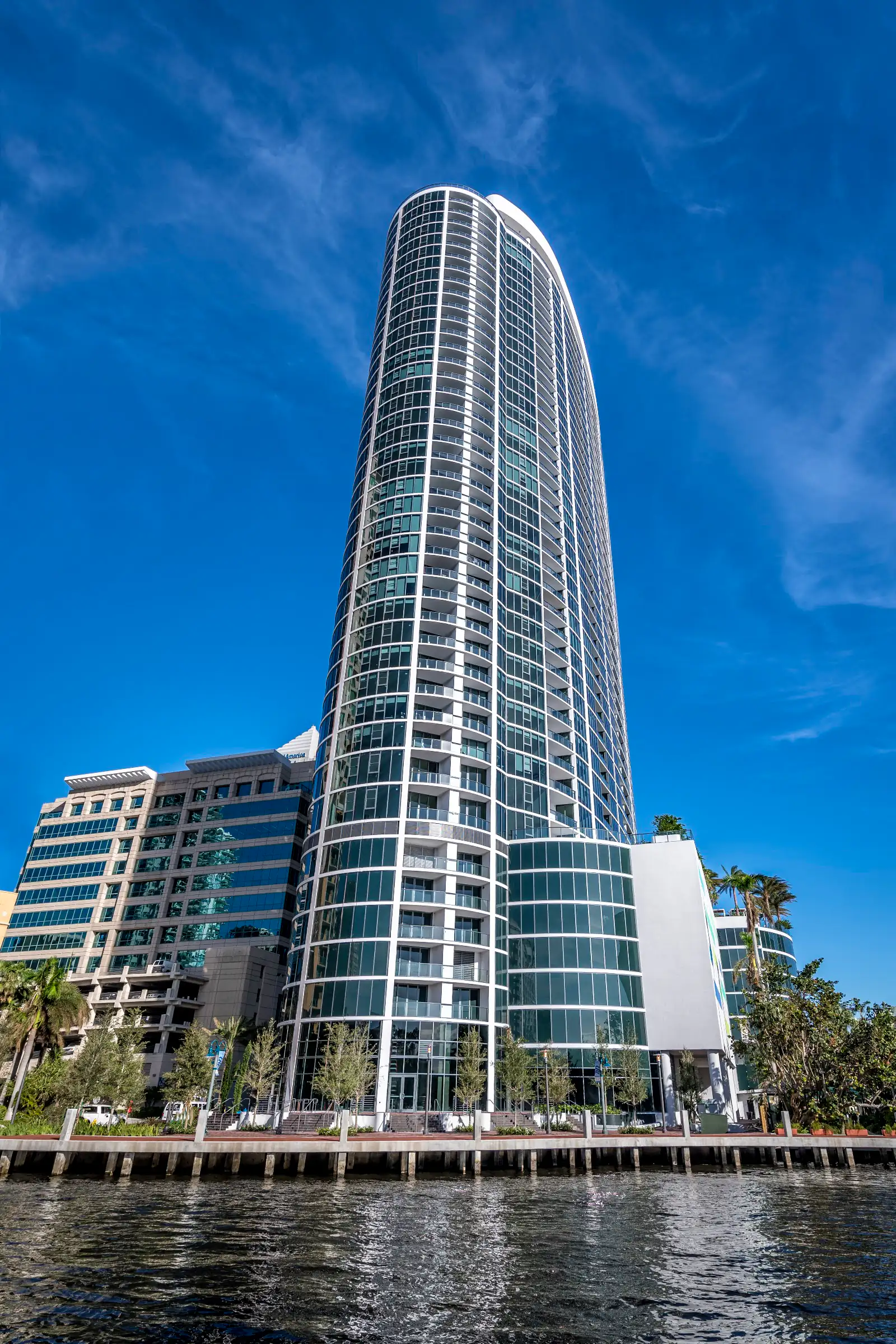 Edificio de apartamentos Icon Las Olas en Fort Lauderdale