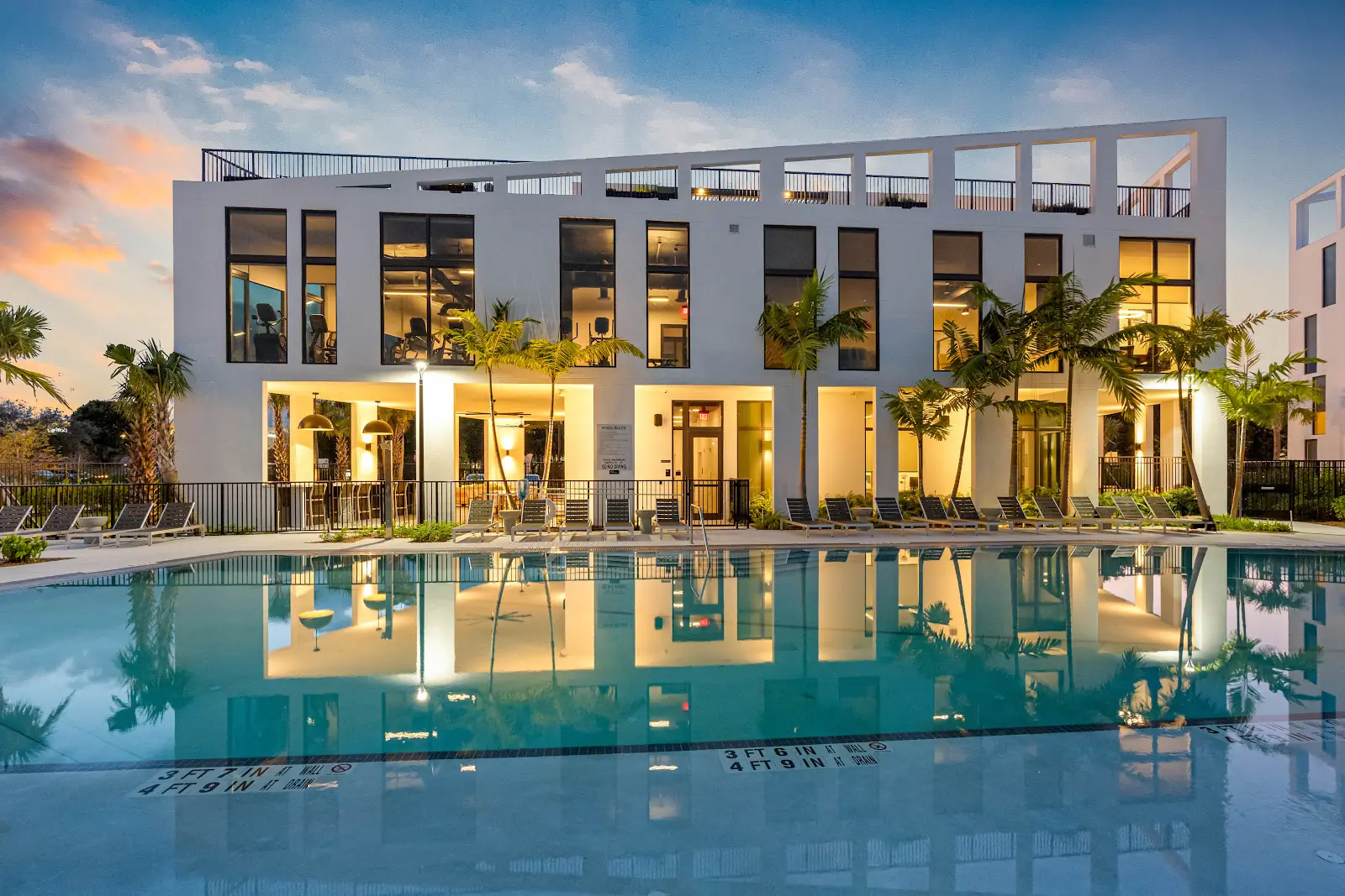 Edificio de apartamentos Laguna Gardens en Miami Gardens