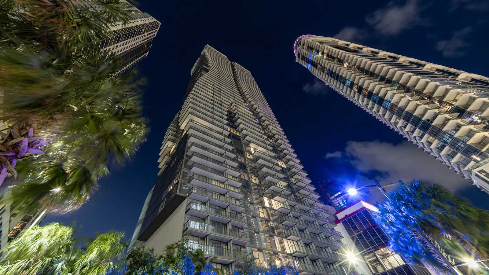 Prédio de apartamentos Miami World Tower em Downtown Miami
