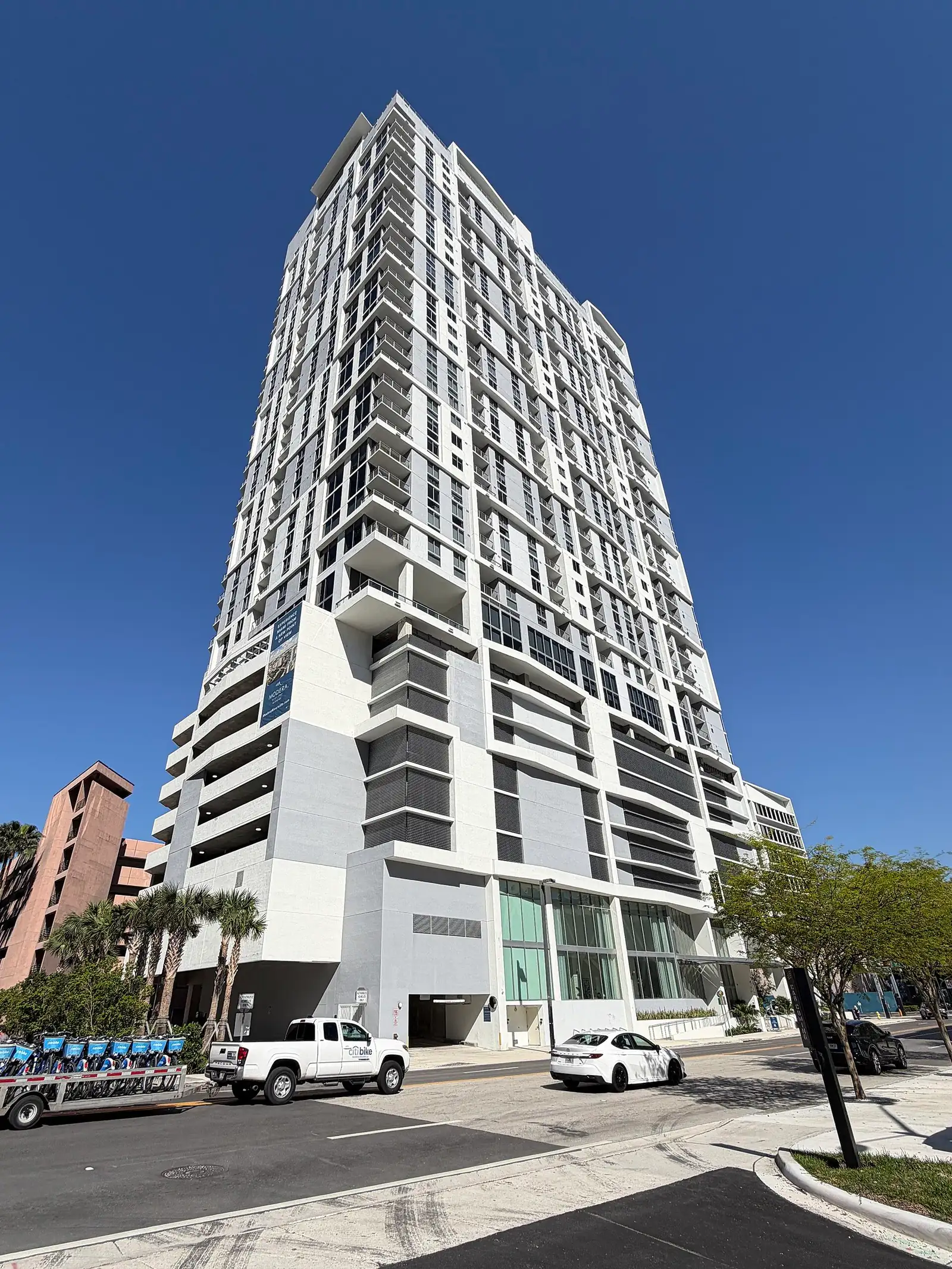Edificio de apartamentos Modera Riverside en Brickell, Miami