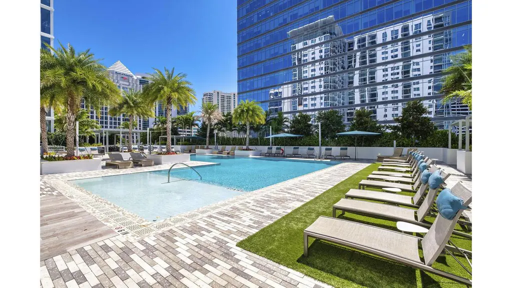 Edificio de apartamentos Novo Las Olas en Fort Lauderdale