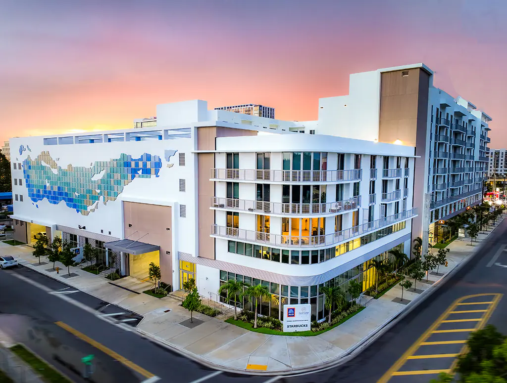 Edificio de apartamentos Platform 3750 en Coconut Grove, Miami