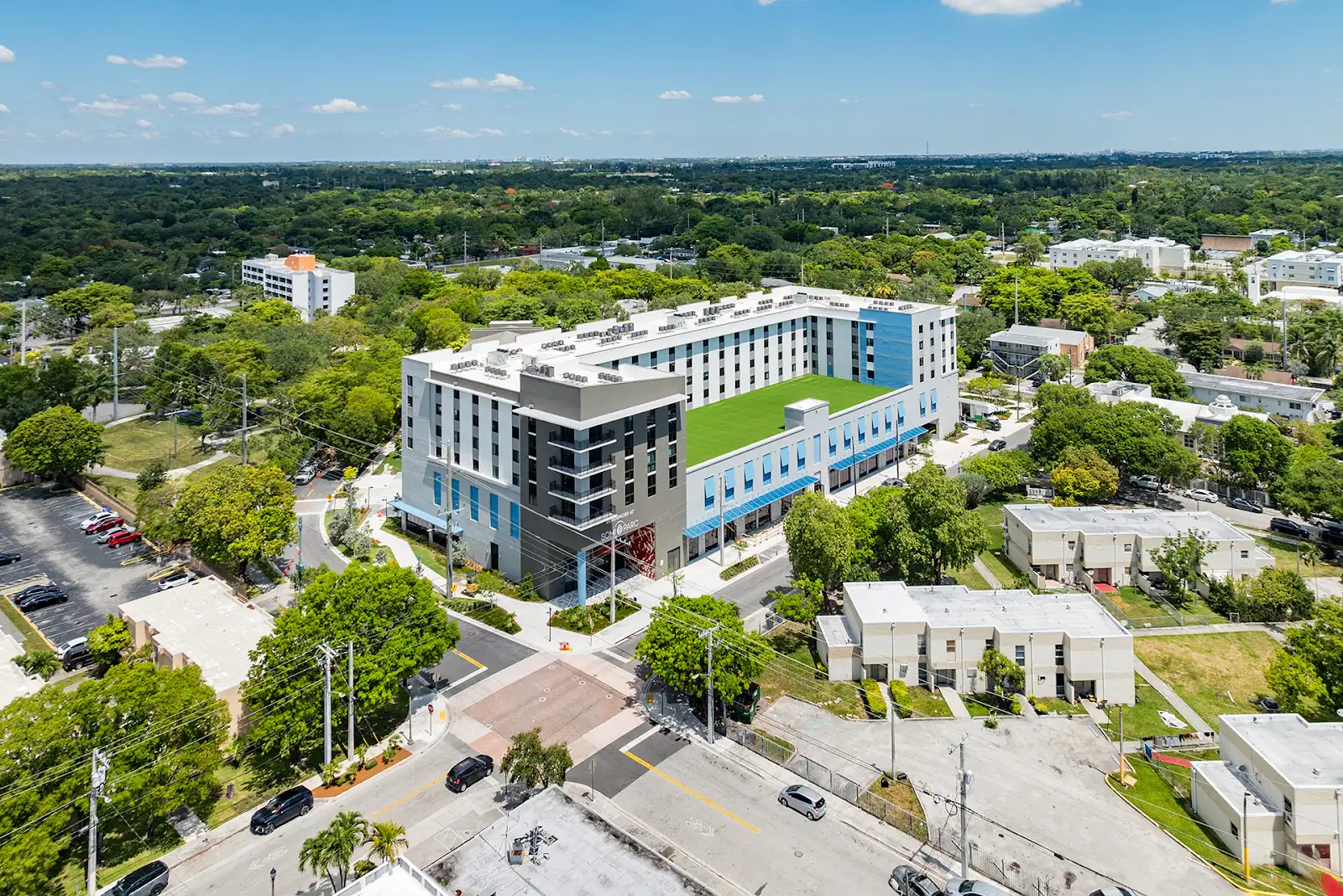 Edificio de apartamentos Residences at SoMi Parc en South Miami