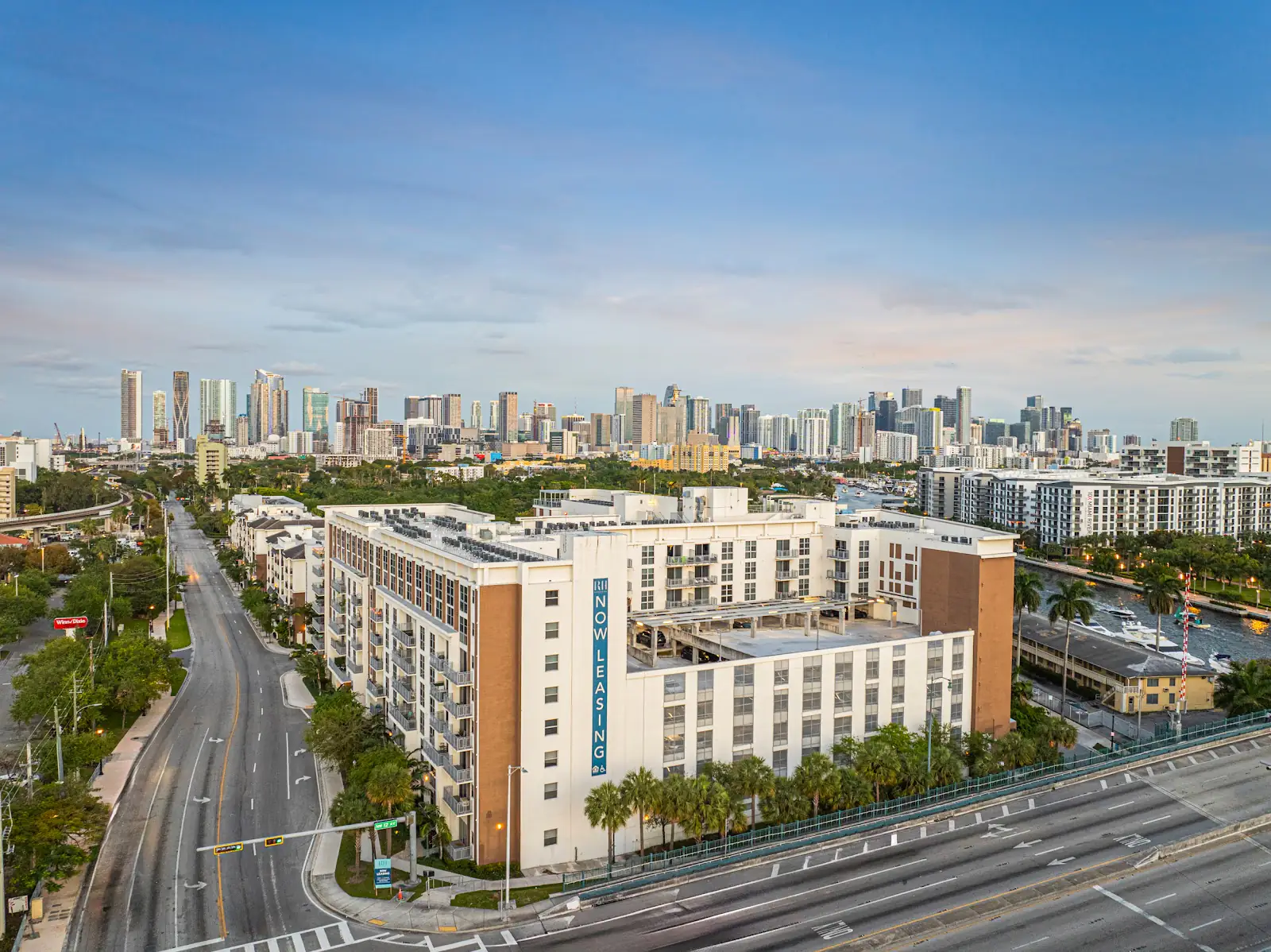 Edificio de apartamentos Riverhouse at 11th en Overtown, Miami