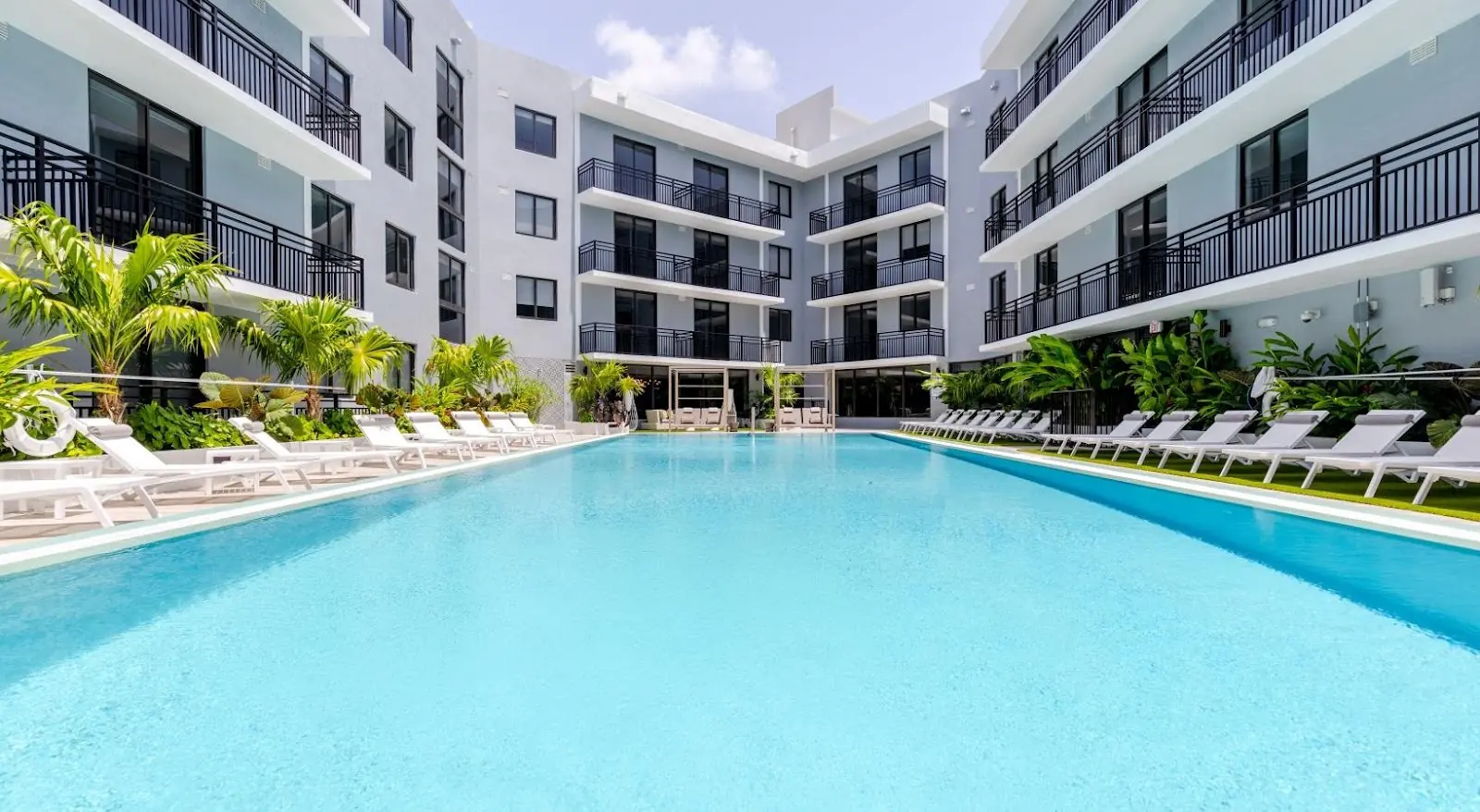 Edificio de apartamentos Soleste Spring Garden en Health District, Miami