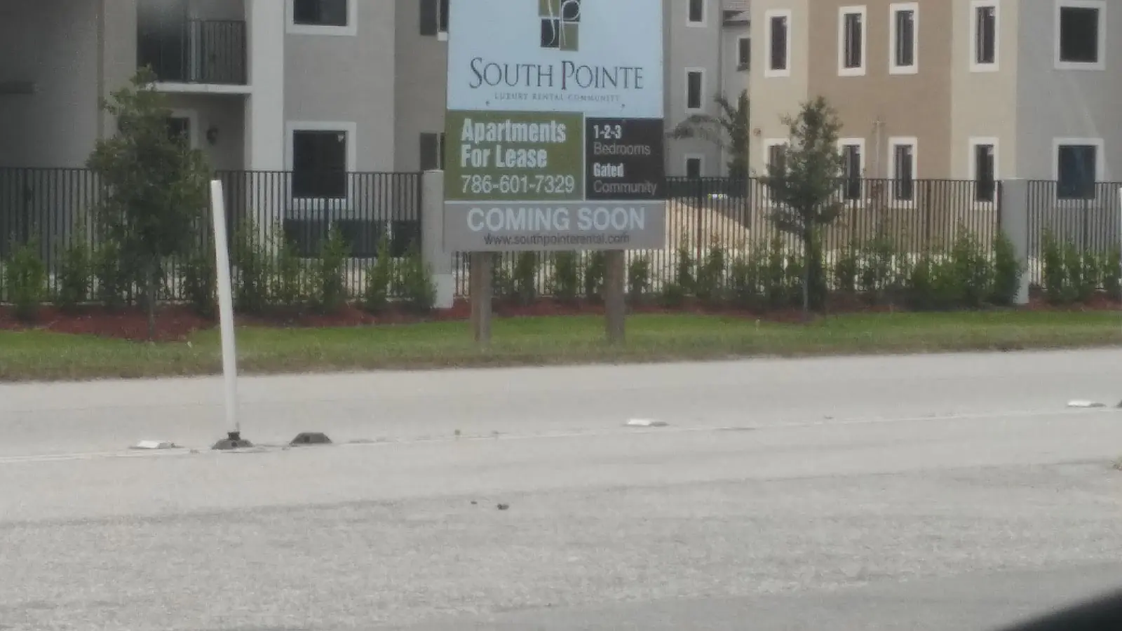 Foto de South Pointe Apartments en Homestead