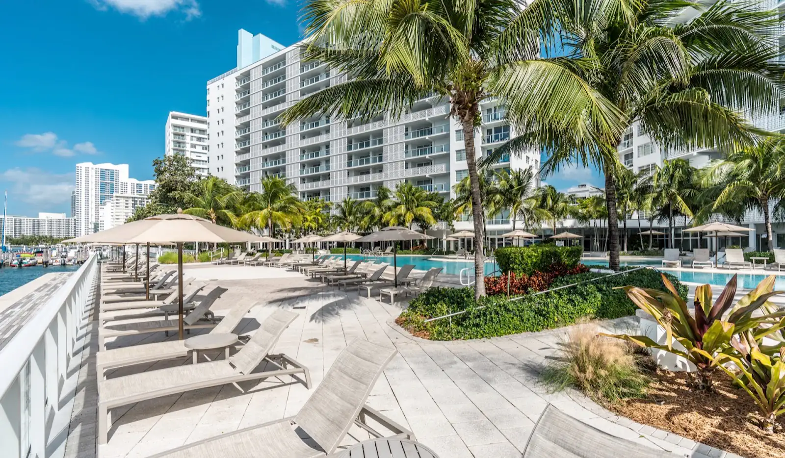 Edificio de apartamentos Southgate Towers en Miami Beach