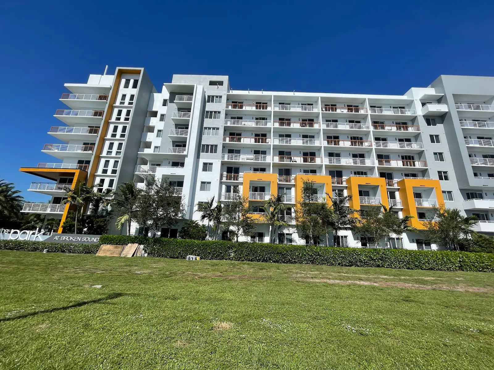 Edificio de apartamentos Suriana Boca en Boca Raton