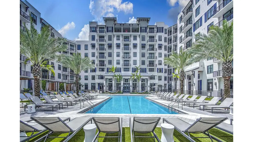 Edificio de apartamentos The Ellsworth en Plantation